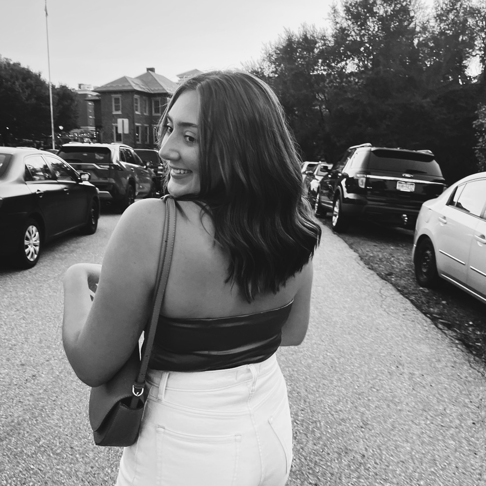 Meet your Posher, Leah